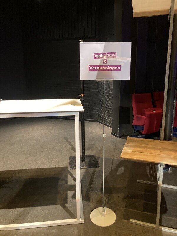 A3 Vloer-posterstandaard (850-1.500 mm)